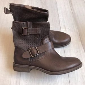 Vince Camuto Women's Brown Leather Boots